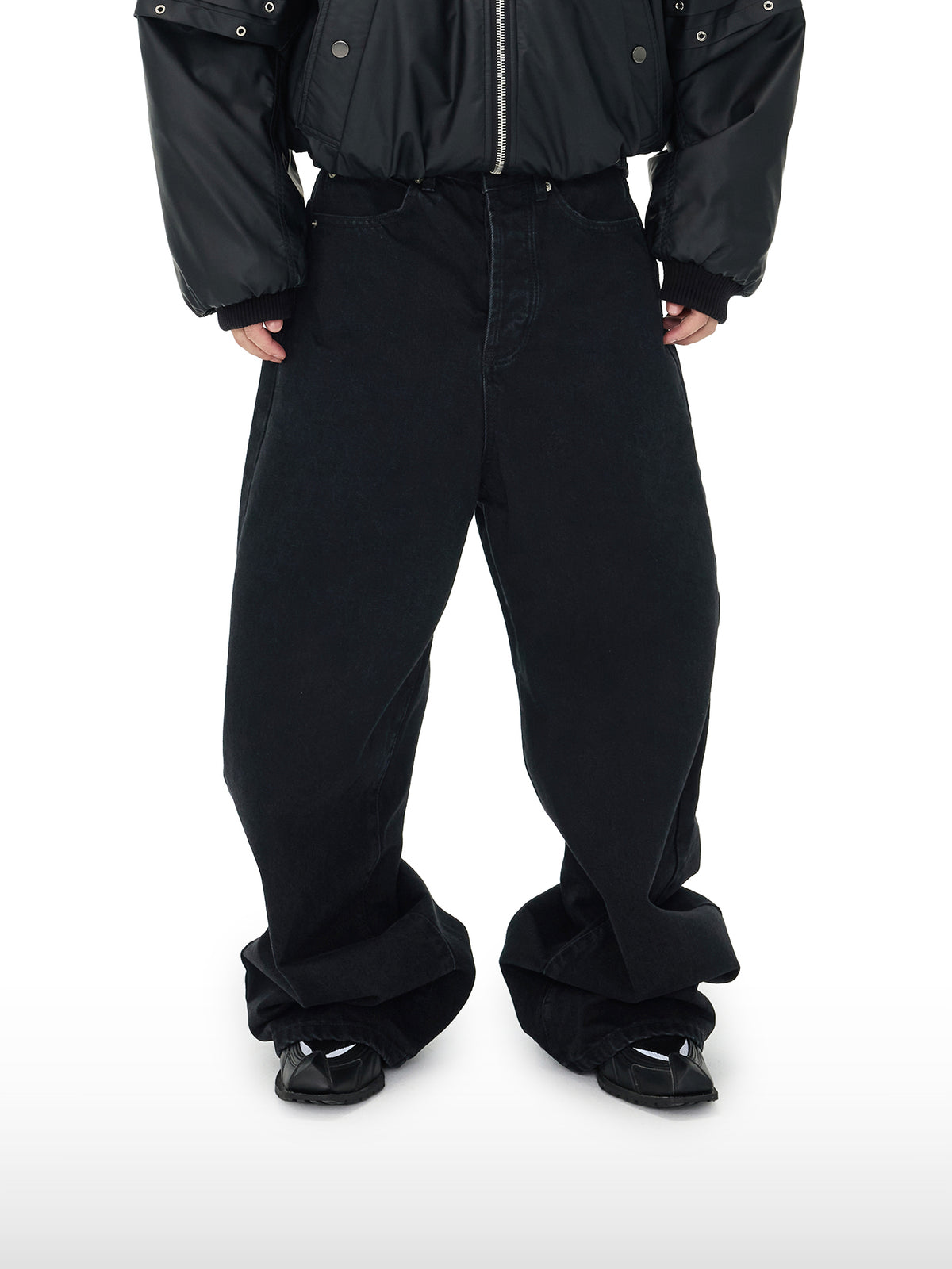Jeans larghi neri classici