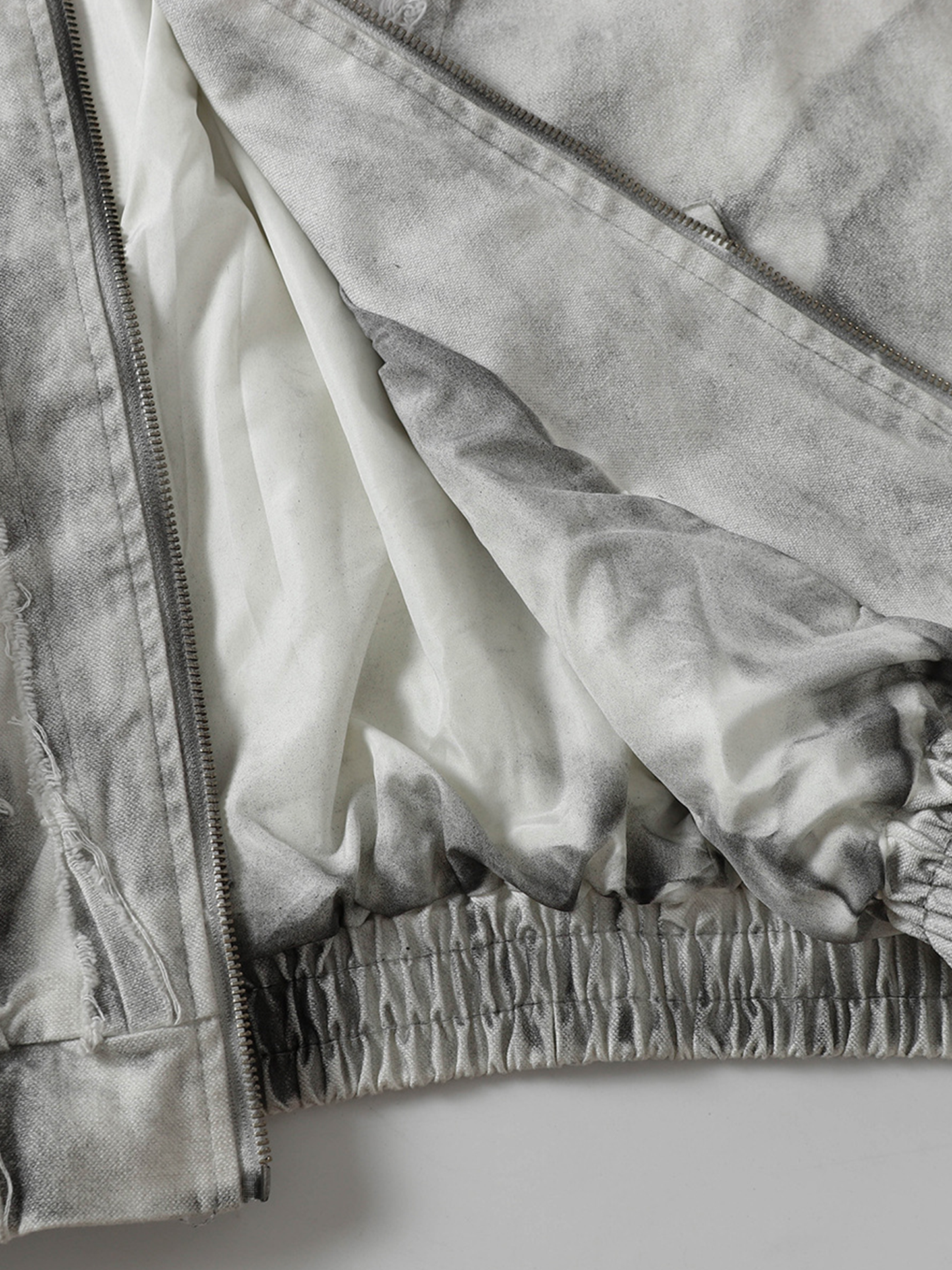 Veste Sweat à Capuche Effilochée Urbaine