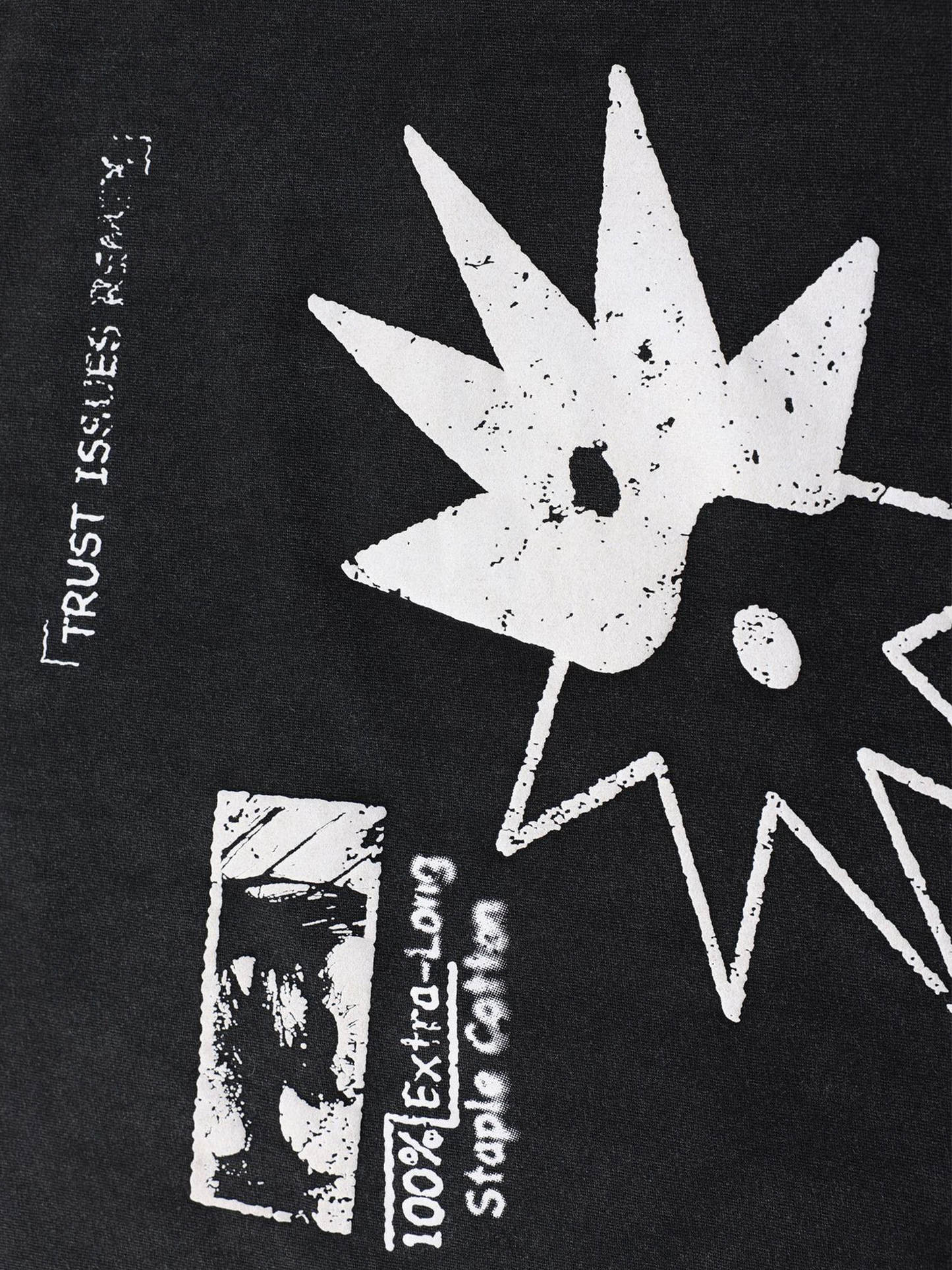 T-shirt z nadrukiem statement