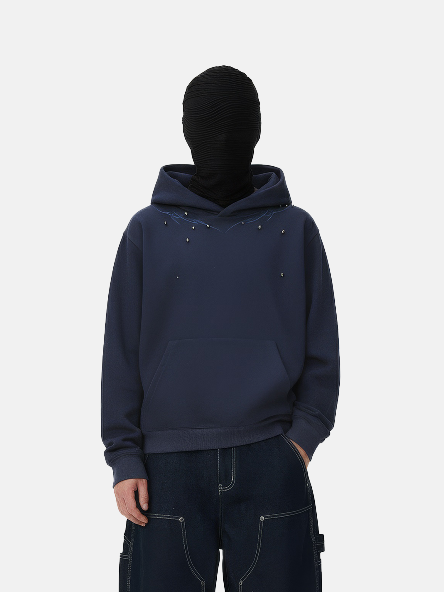 Bluza z kapturem z ćwiekami z przodu i z tyłu