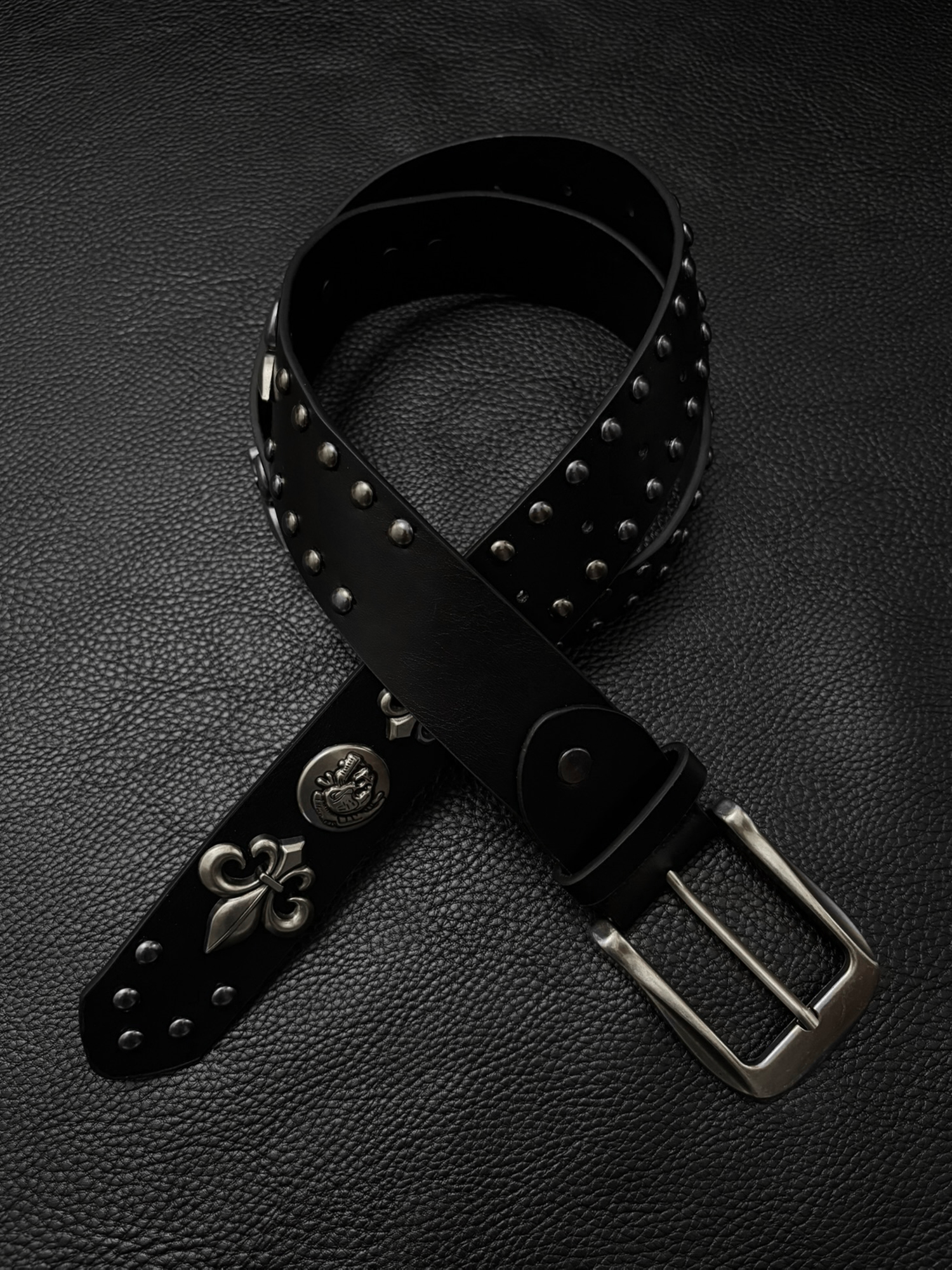 Gothic Crest Studded Belt