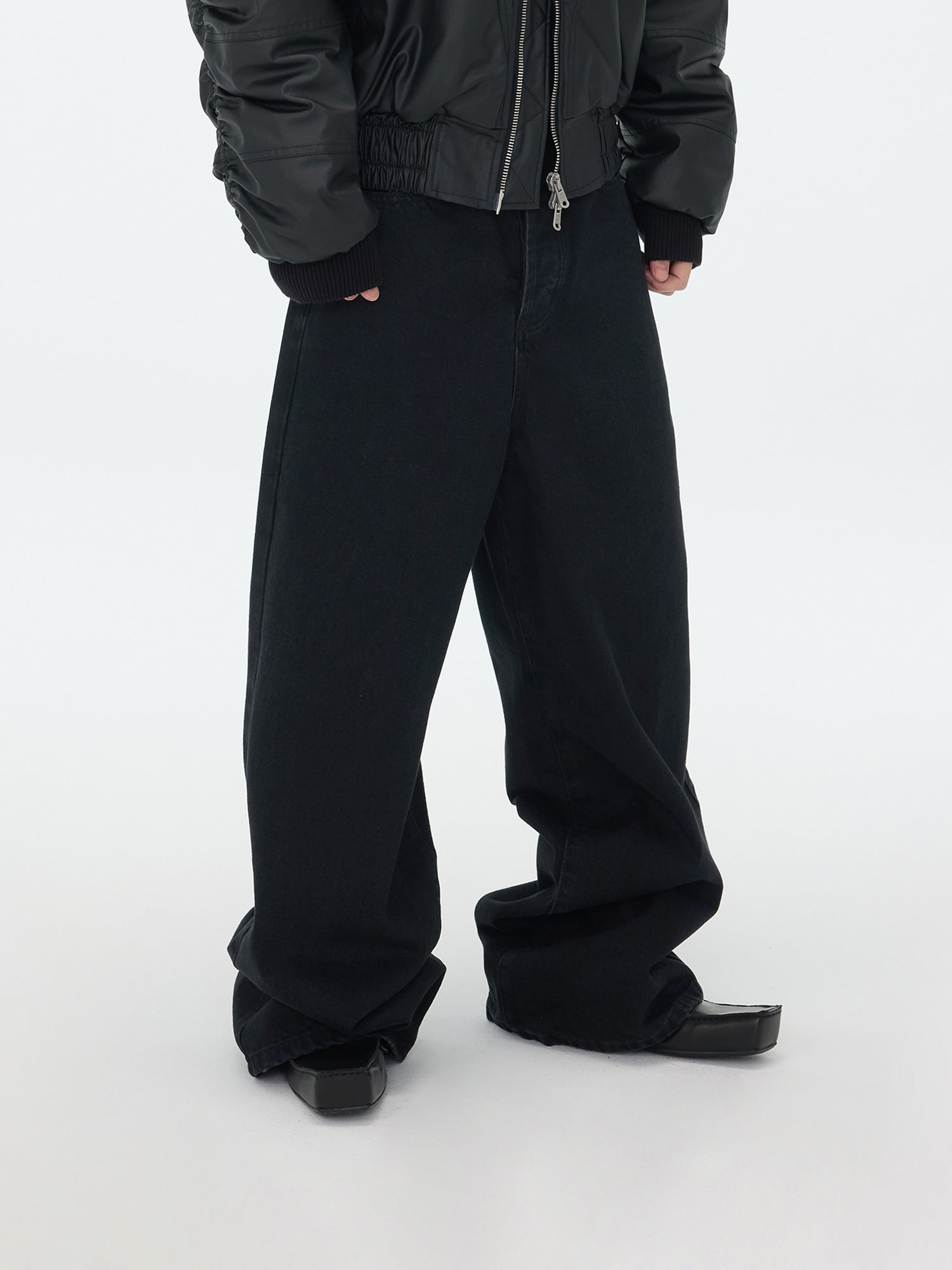 Classic Black Baggy Jeans