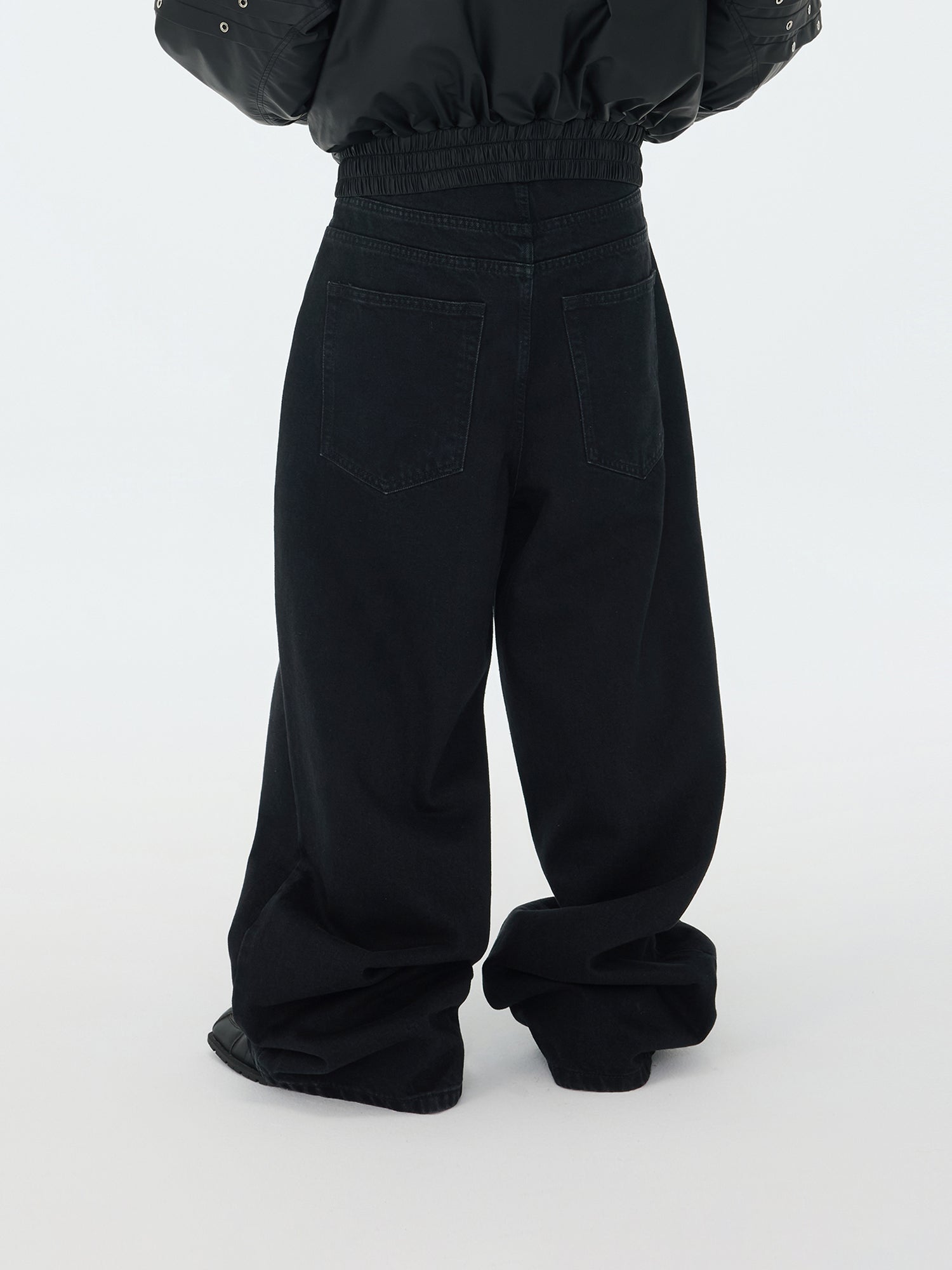Classic Black Baggy Jeans