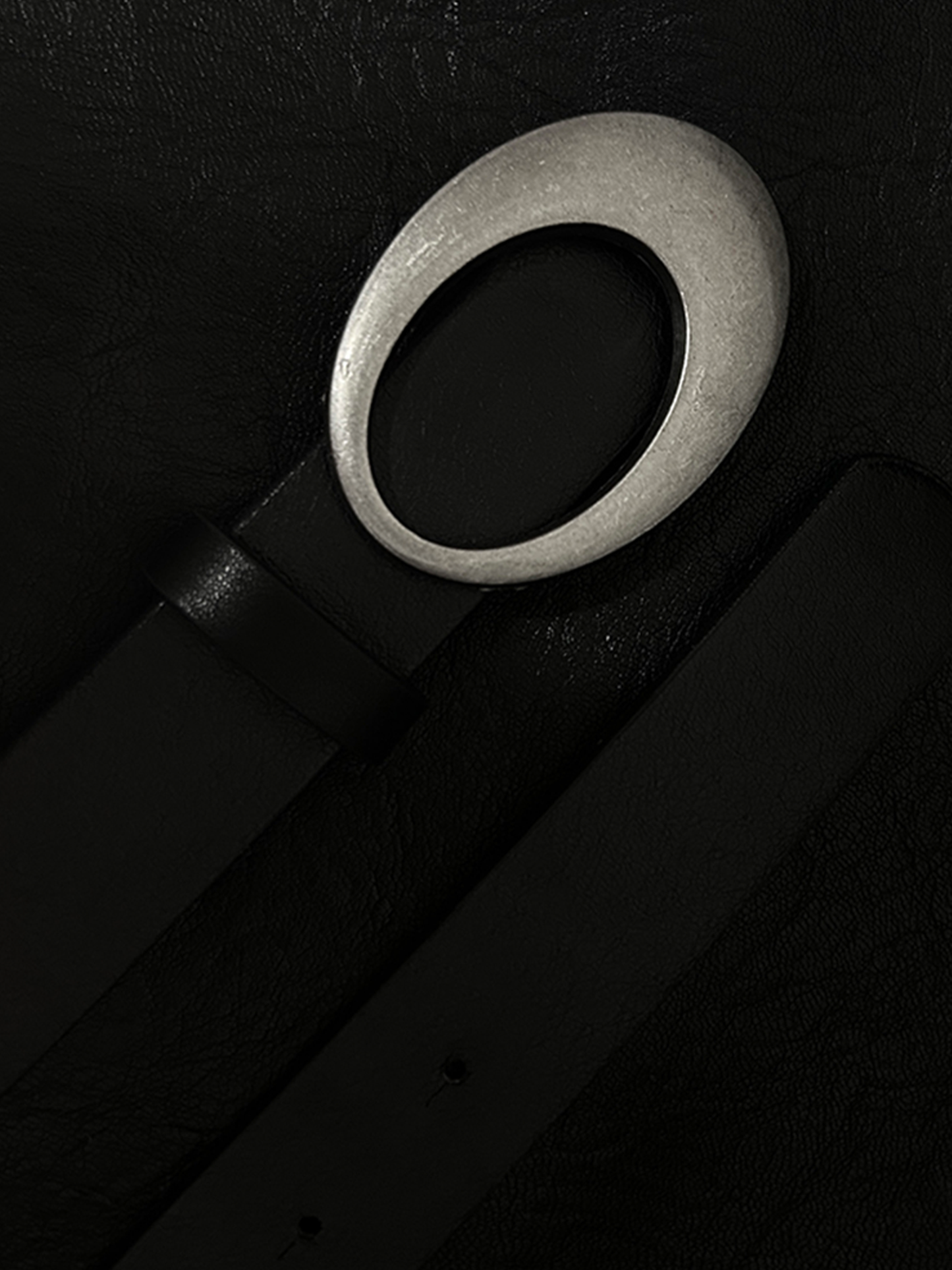 Oval Buckle Belt
