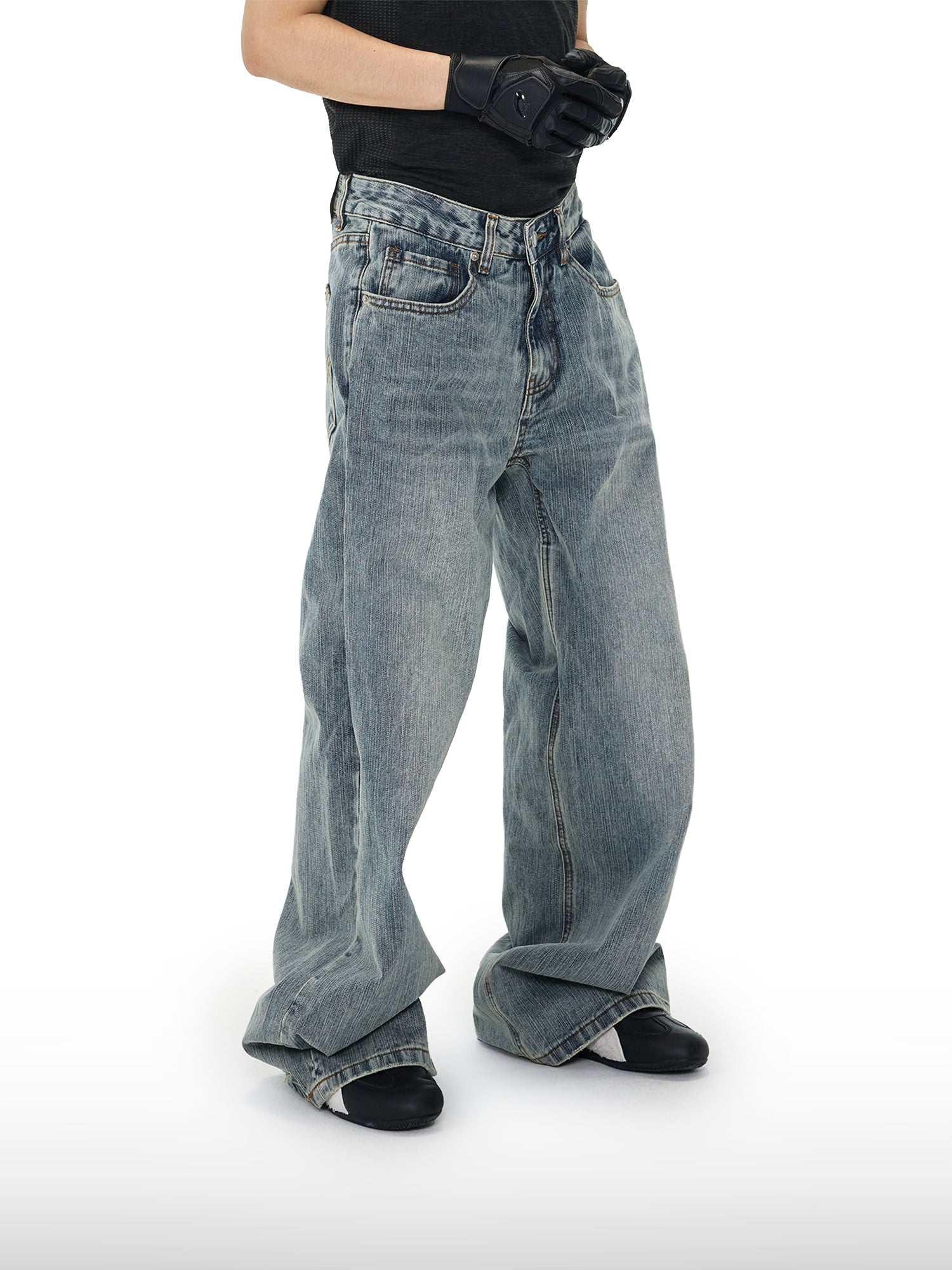 Oversized jeans met vervaagde wassing