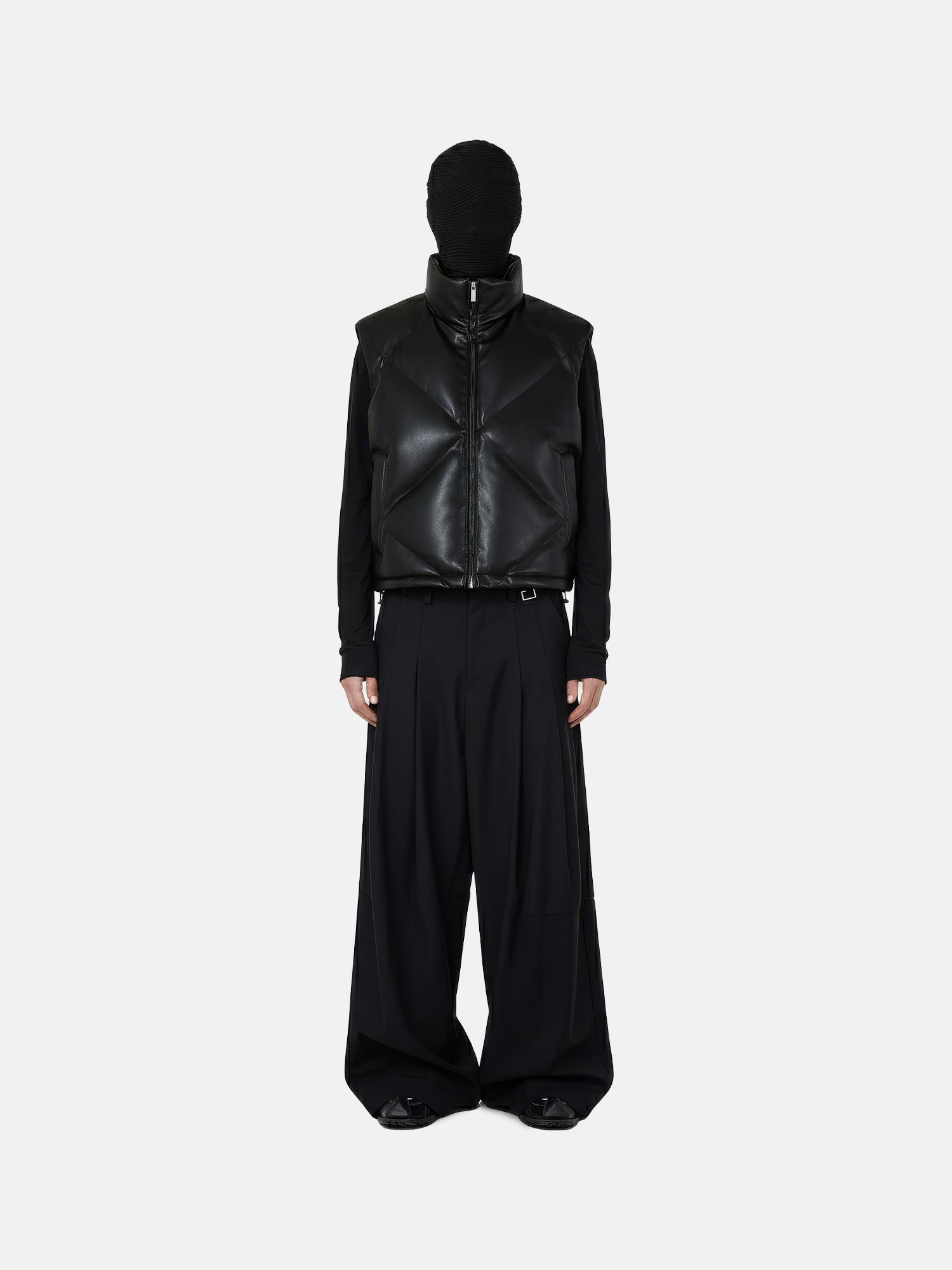 Gilet nero trapuntato
