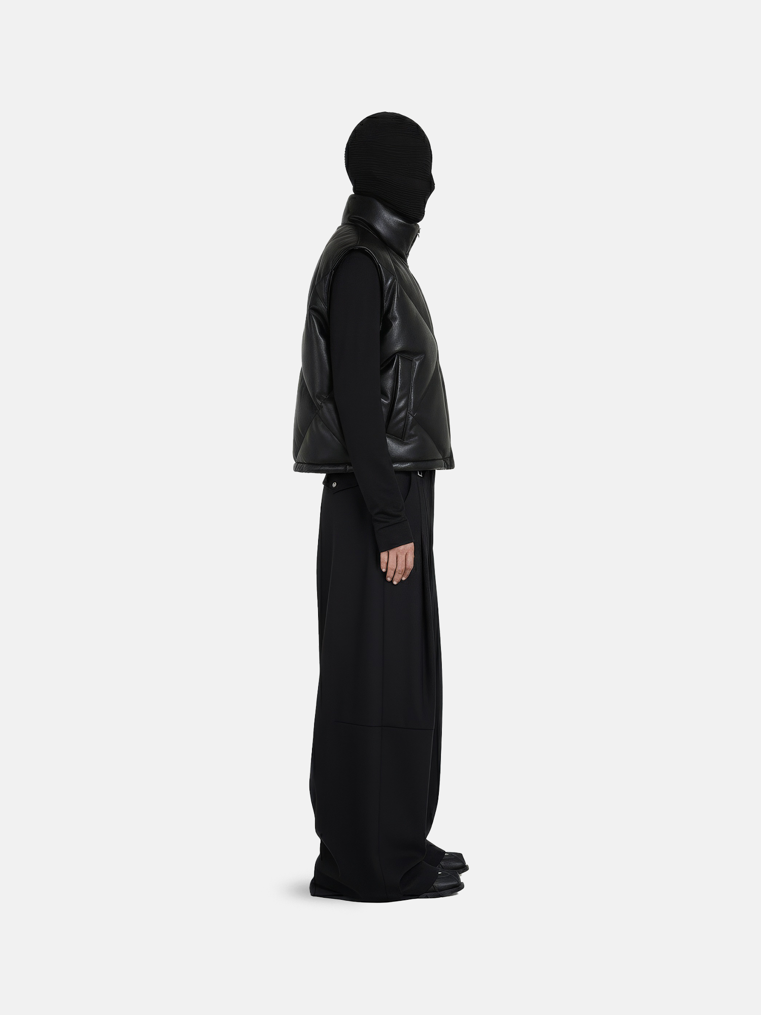Gilet nero trapuntato