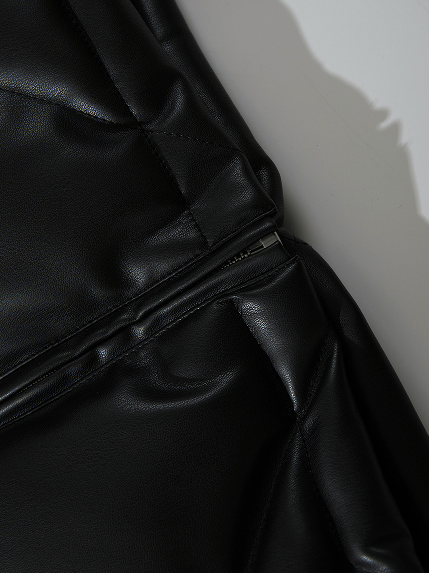 Gilet nero trapuntato