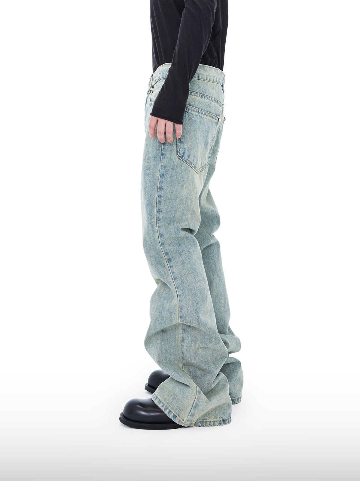 Vide jeans med stacked passform