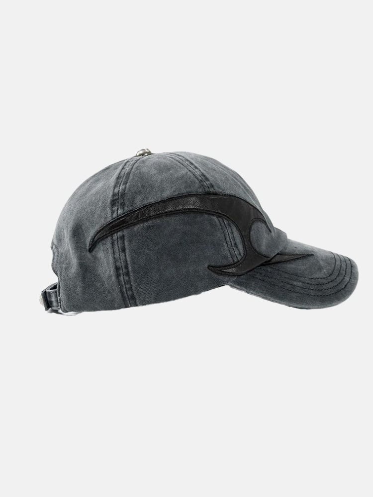 Gorra de llama negra