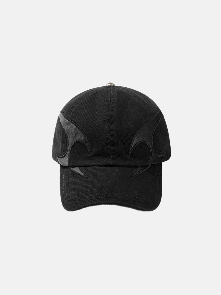 Gorra de llama negra