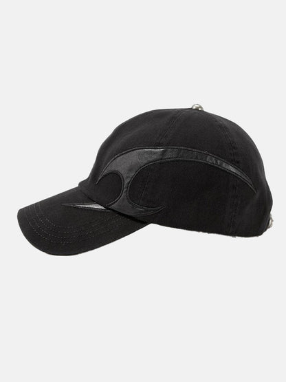 Gorra de llama negra