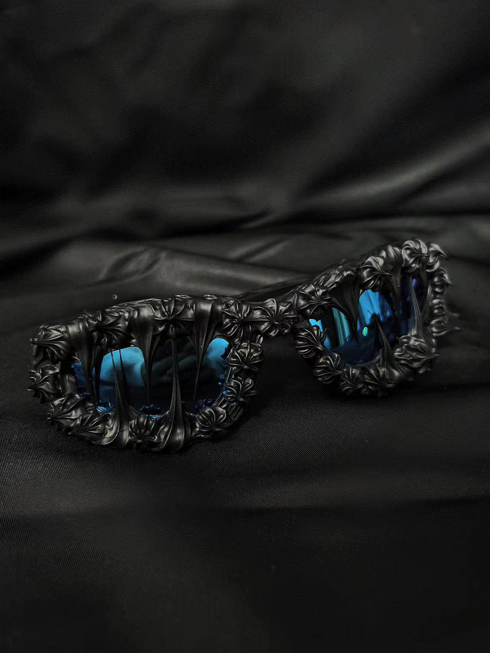 Blue Thorn Shades