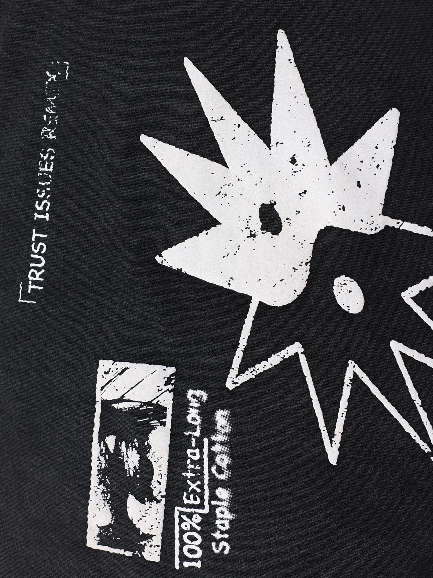 T-shirt z nadrukiem statement