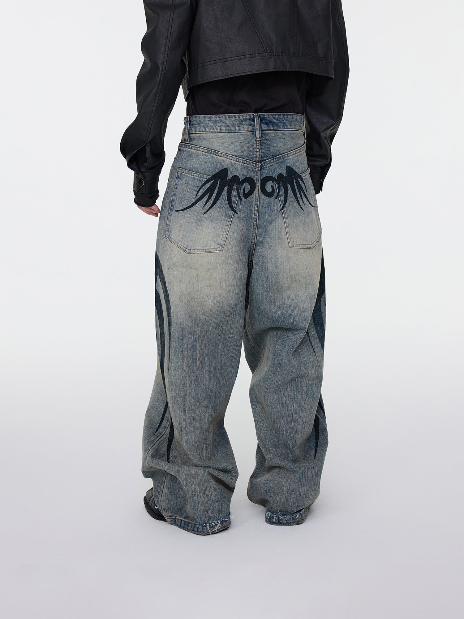 Jeans tribali sbiaditi