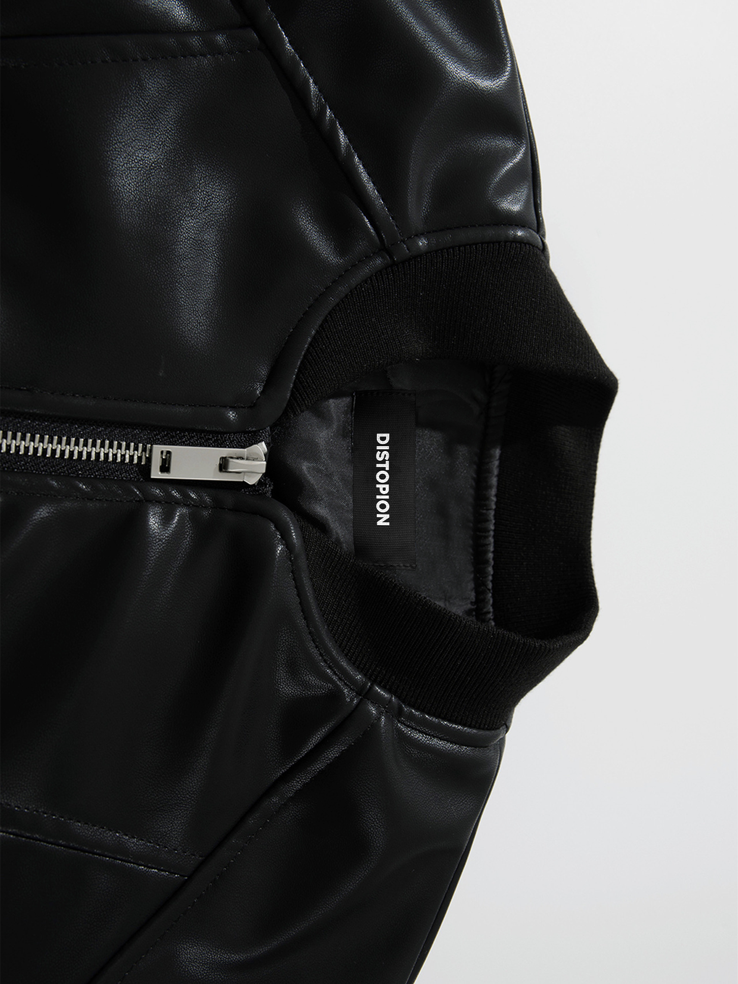 Bomberjacke mit Glanz