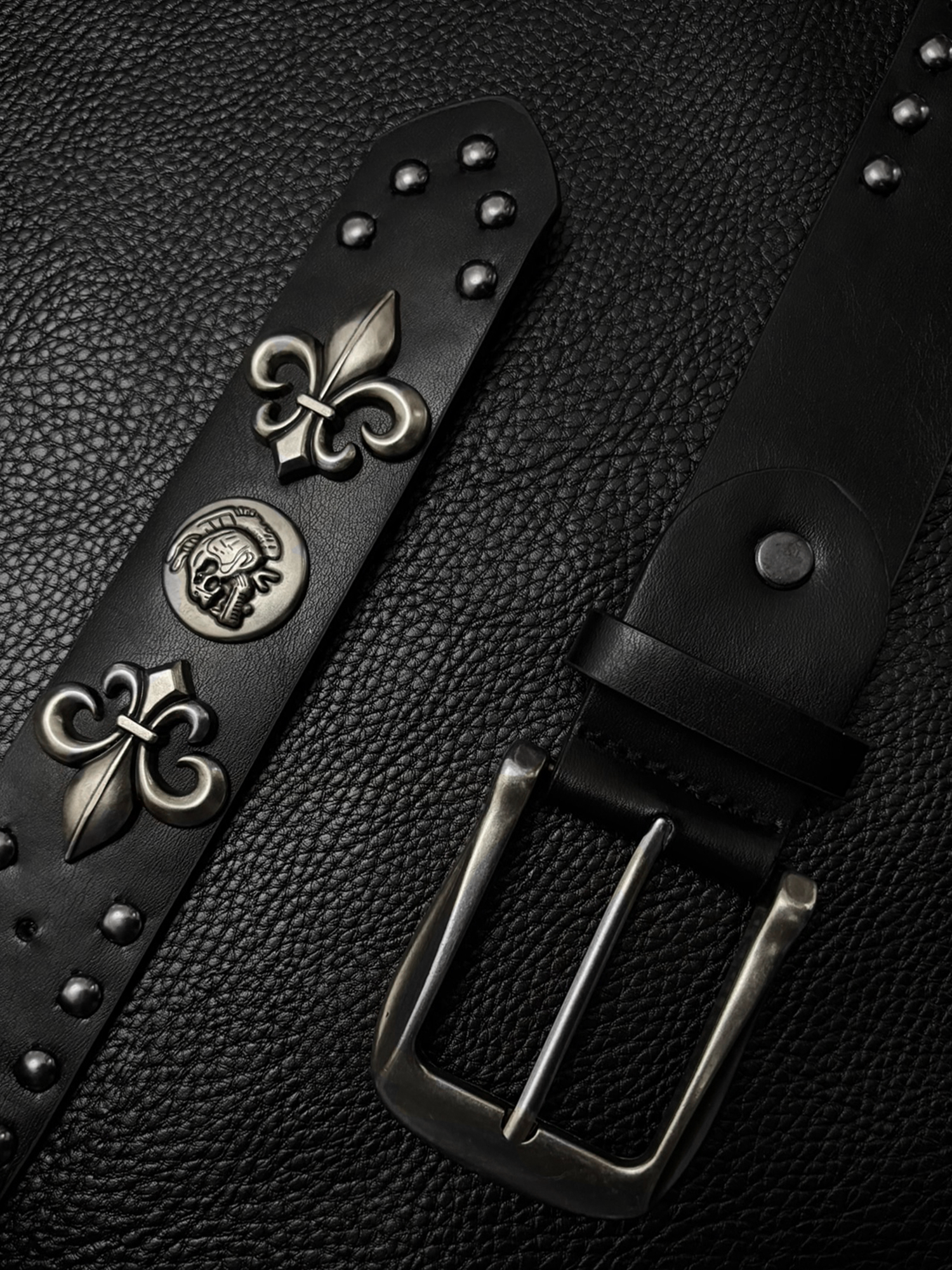 Gothic Crest Studded Belt