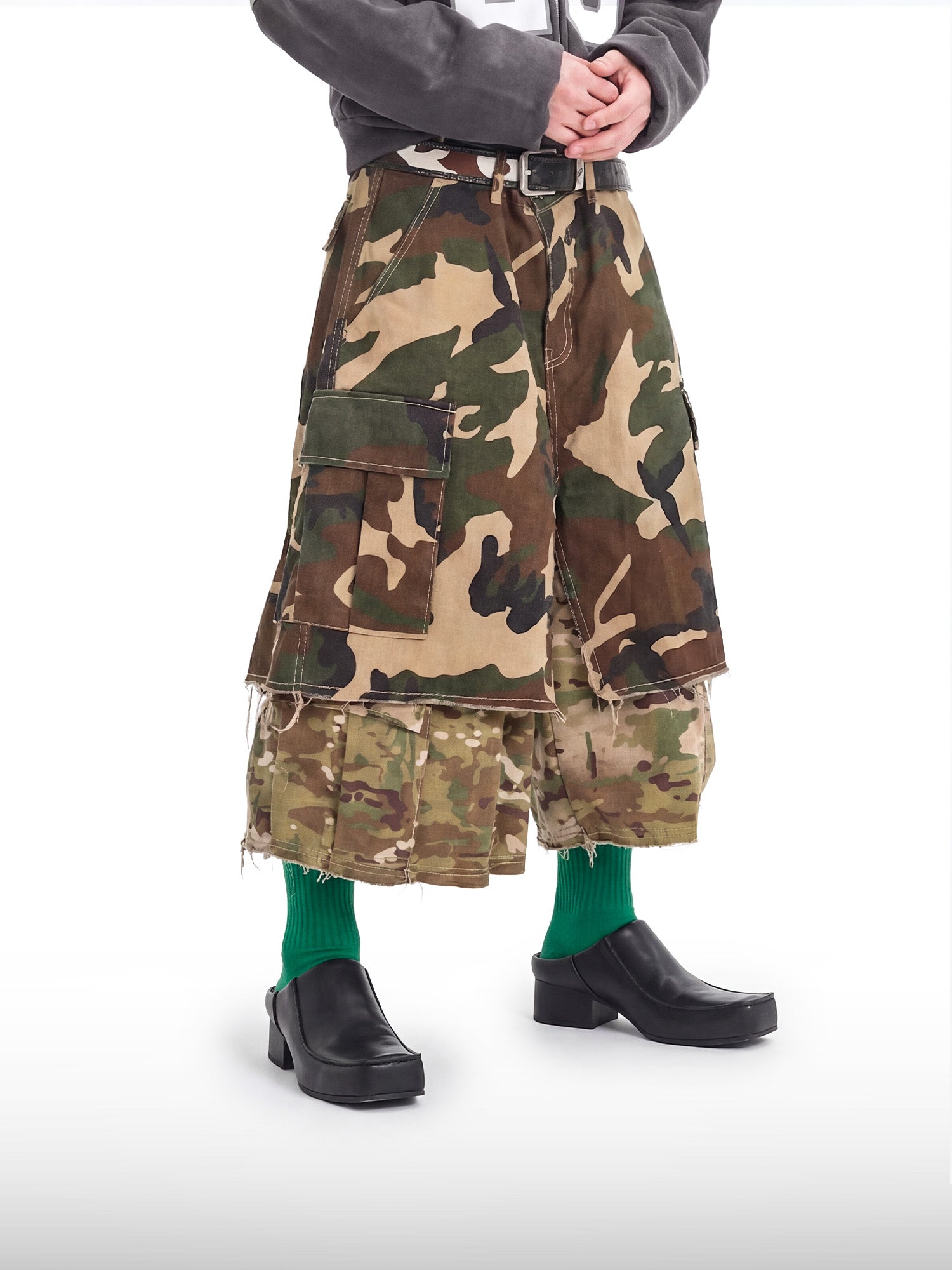 Glitch Fracture Cargo Shorts