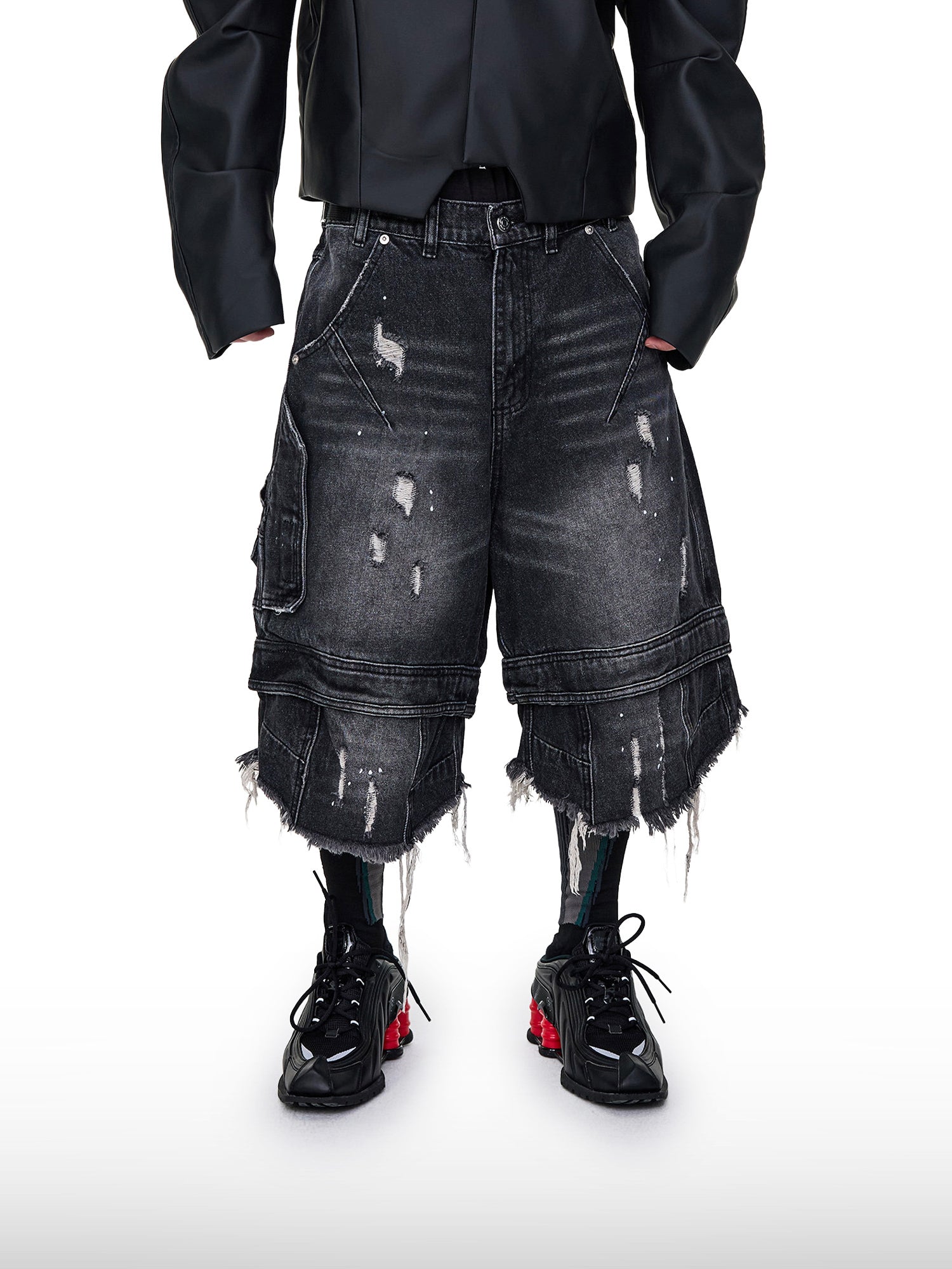 Pantaloncini in denim grunge
