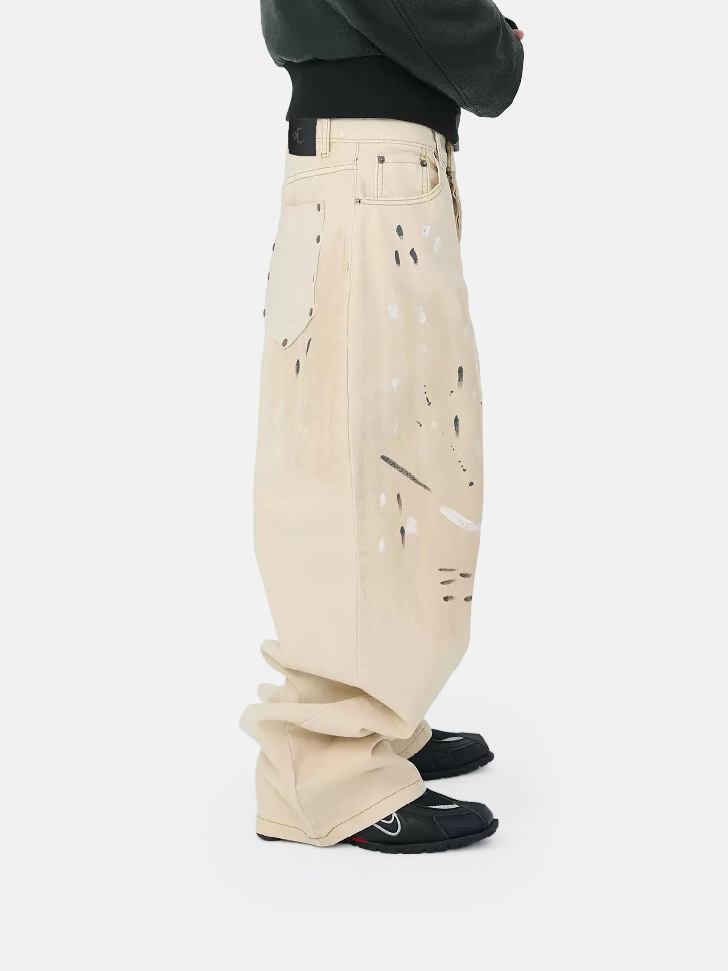 Pantalones desgastados color marfil