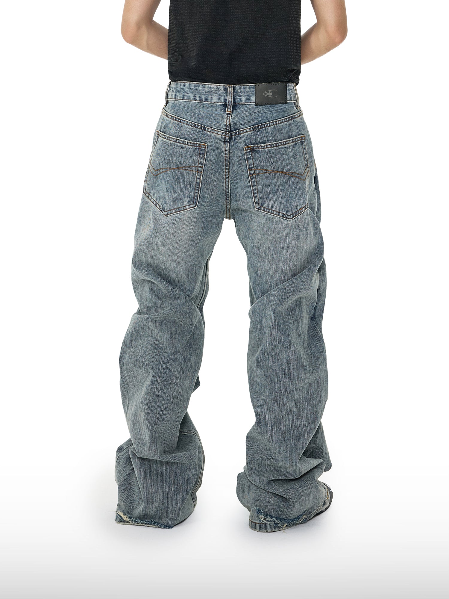 Oversized jeans met vervaagde wassing