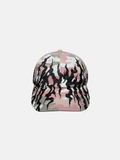 Gorra de camuflaje rosa con llamas