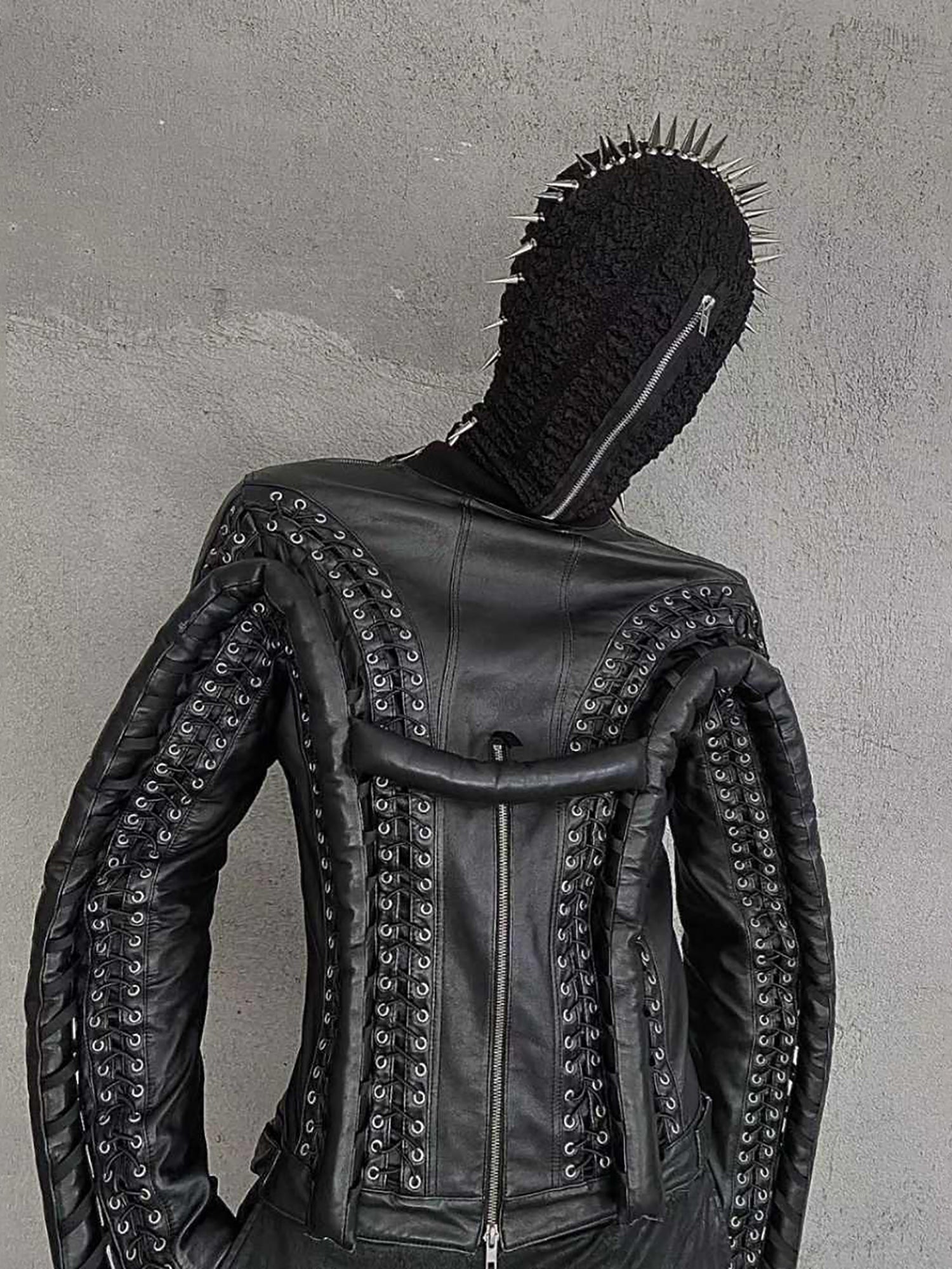 Maska Spiked Phantom