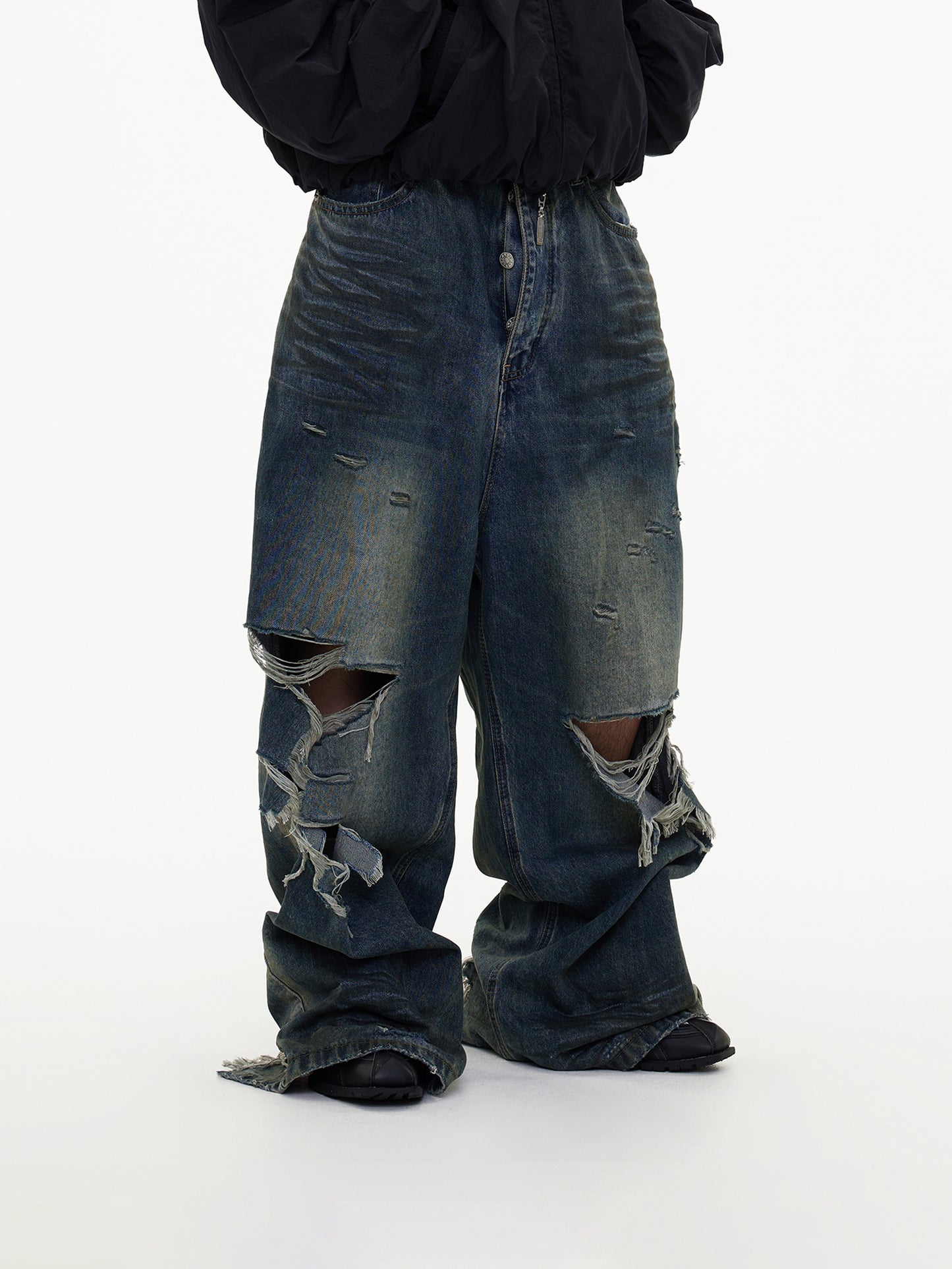 Wrecked Wide Jeans